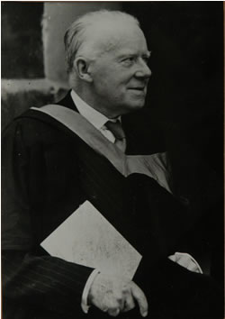 F. S. Ferguson (1878-1967) joined Bernard Quaritch in 1897 and enjoyed a successful career, not only as a bookseller but also as one of the foremost bibliographers of his generation. His outstanding contribution to scholarship was his work on "STC', the Short-title catalogue of books printed in England 1475 to 1640, the standard authority, now in its second revised edition.